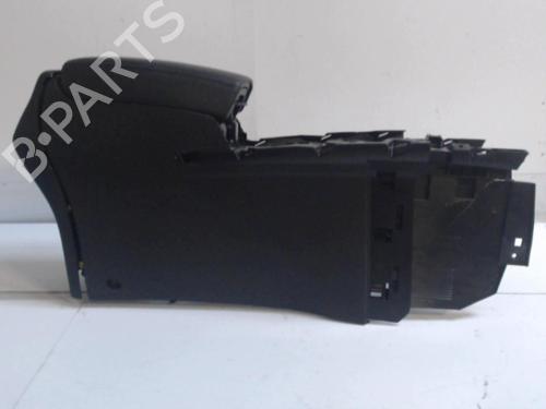 Midtkonsoll Midtkonsoll RENAULT KADJAR (HA_, HL_) 1.5 BLUE dCi 115 (HLA6) (116 hp) 36729868 36729868