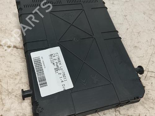 Used Fuse box Fuse box CITROËN C3 II (SC_) 1.4 HDi 70 (SC8HZC, SC8HR0, SC8HP4) (68 hp) 40523660 40523660