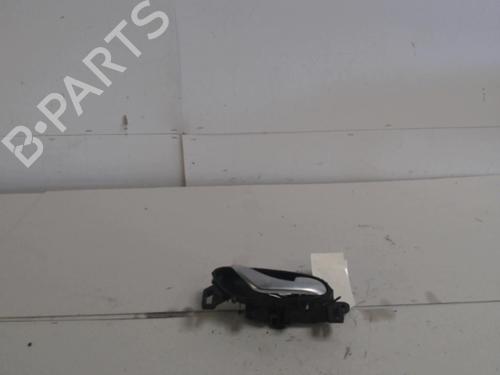 Højre bagtil invendig håndtag Højre bagtil invendig håndtag RENAULT KADJAR (HA_, HL_) 1.5 BLUE dCi 115 (HLA6) (116 hp) 36729885 36729885