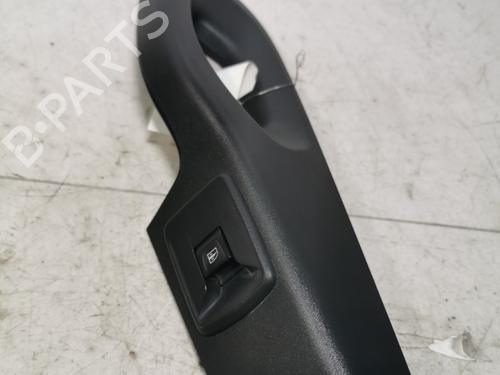 right-front-window-switch-renault-trafic-iii-van-fg_-2014-36719555 main image