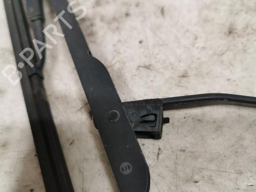 front-windshield-wiper-arm-dacia-duster-hs_-2010-2011-2012-2013-2014-2015-2016-2017-2018-36710906 main image