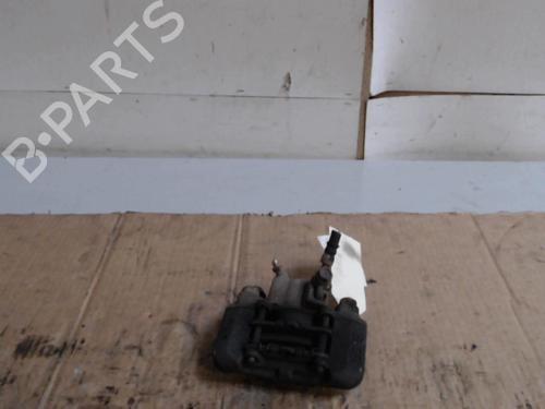 Pinça travão trás direita Pinça travão trás direita TOYOTA COROLLA Verso (_E12_) 2.0 D-4D (CDE120_, CDE120R) (90 hp) 36735583 36735583
