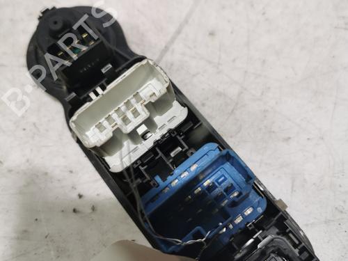 Used Left front window switch Left front window switch 36719332 36719332