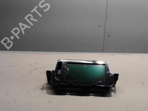 display-monitor-renault-megane-iii-hatchback-bz01_-b3_-2008-36727363 main image