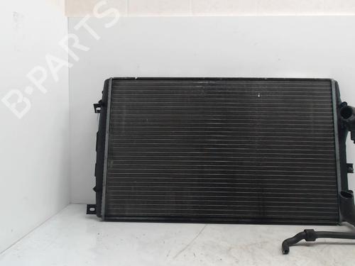 Used Water radiator Water radiator 36738802 36738802