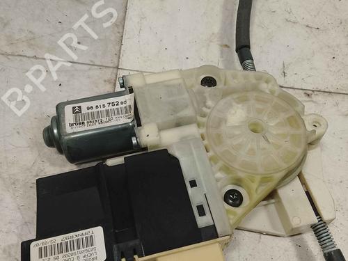 Used Front left window mechanism Front left window mechanism 36717396 36717396