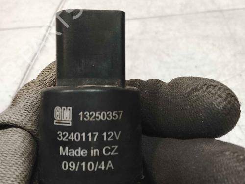 Washer pump OPEL ASTRA J (P10) | BP36712168E24 - Image 3