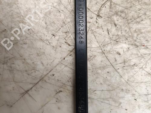 Used Front windshield wiper arm Front windshield wiper arm CITROËN C3 Picasso (SH_) [2008-2026] 36750141 36750141
