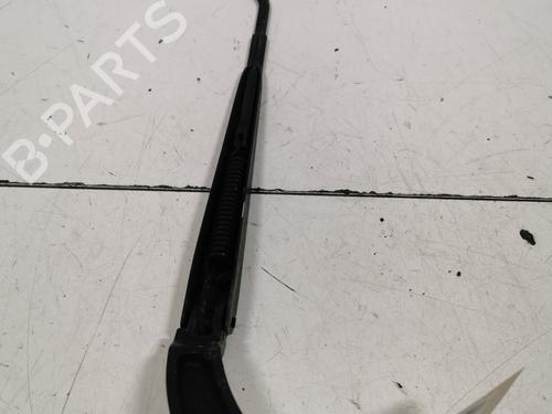 front-windshield-wiper-arm-renault-clio-iv-bh_-2012-2013-2014-2015-2016-2017-2018-2019-2020-2021-36705437 main image