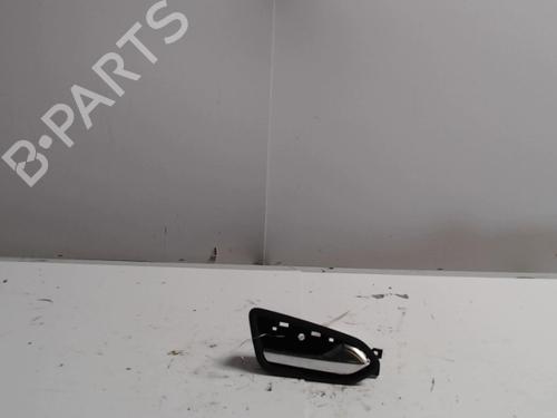 Maneta interior trasera derecha Maneta interior trasera derecha RENAULT CLIO V (B7_) 1.0 TCe 100 (B7MT) (101 hp) 36729963 36729963