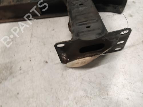 Used Front bumper reinforcement Front bumper reinforcement 36723652 36723652