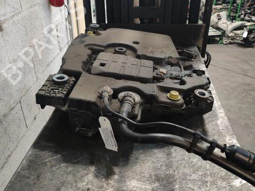 Used AdBlue tank AdBlue tank DS DS 7 Crossback (J4_, JR_, JC_) 2.0 BlueHDi 180 (JJEHZR) (177 hp) 36742797 36742797