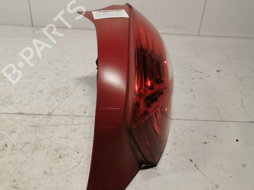 Used Right taillight Right taillight 37589989 37589989