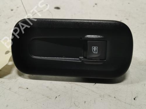 Used Right front window switch Right front window switch RENAULT MASTER III Van (FV) Z.E. (FV1Z) (77 hp) 36708631 36708631