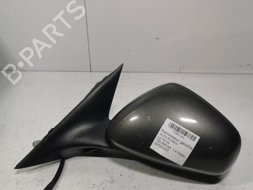 Specchietto retrovisore sinistro Specchietto retrovisore sinistro ALFA ROMEO 159 Sportwagon (939_) 1.9 JTDM 16V (939BXC1B, 939BXC12) (150 hp) 37528312 37528312