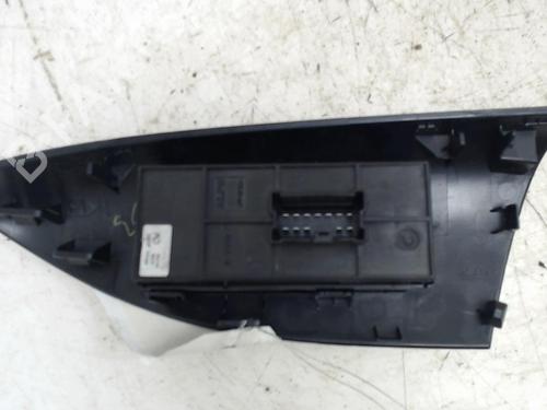 Used Right front window switch Right front window switch 36745035 36745035