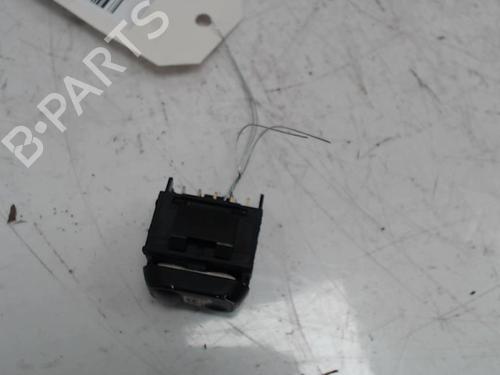 Left front window switch PEUGEOT PARTNER MPV (5_, G_) | BP36741348I27 - Image 2