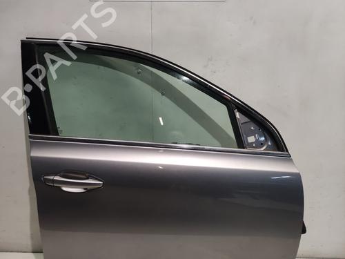 Used Right front door Right front door 36717797 36717797
