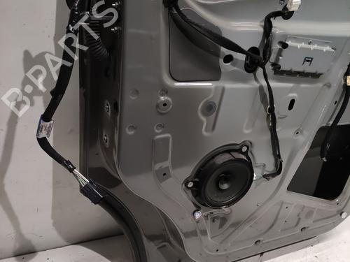 right-front-door-renault-trafic-iii-van-fg_-2014-36719117 main image