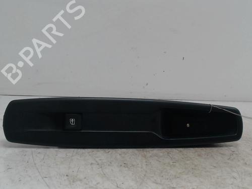 Used Right front window switch Right front window switch RENAULT SCÉNIC III (JZ0/1_) 1.9 dCi (JZ0J, JZ1J, JZ1K, JZ1S) (131 hp) 36742398 36742398