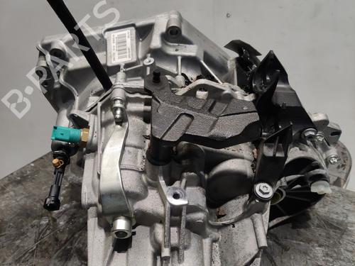 Used Gearbox Gearbox RENAULT CAPTUR II (HF_) TCe 90 (HFM6) (91 hp) 36718359 36718359