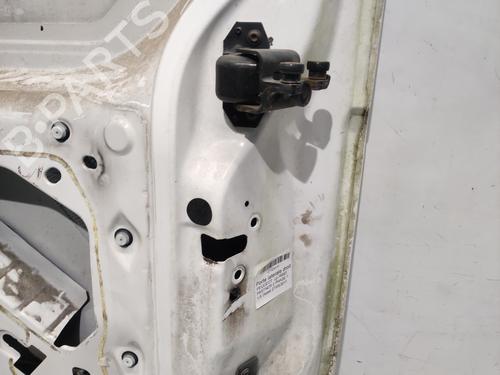 Used Right slide door Right slide door 37472765 37472765