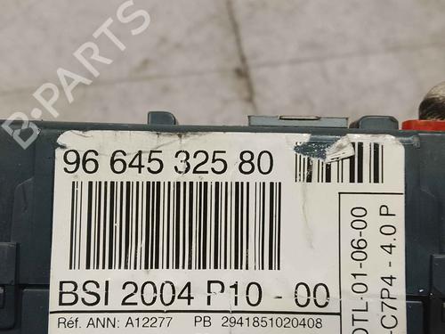 Used Fuse box Fuse box 36715301 36715301