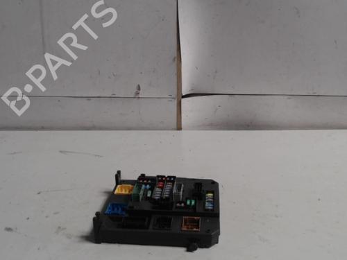 Fuse box CITROËN C4 II (NC_) 1.6 HDi 90 | BP36732070E1 - Image 3