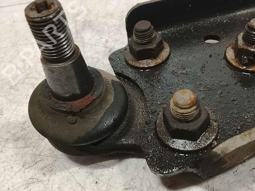 Used Left front suspension arm Left front suspension arm 36713540 36713540