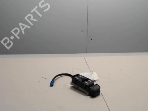 Used Left front window switch Left front window switch MERCEDES-BENZ C-CLASS (W203) C 220 CDI (203.006, 203.008) (143 hp) 36724880 36724880