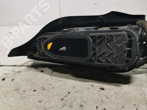 right-taillight-vw-up-121-122-bl1-bl2-bl3-123-2011-36708320 main image