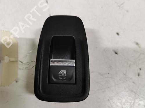 hjre-fortil-elrude-kontakt-renault-captur-ii-hf_-2020-37733749 main image