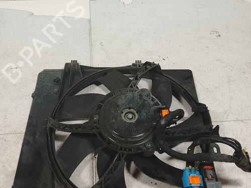 Used Radiator fan Radiator fan 36713776 36713776