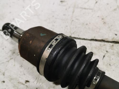 Arbre de transmission avant gauche Arbre de transmission avant gauche KIA CEE'D (JD) 1.6 CRDi 136 (136 hp) 36709213 36709213