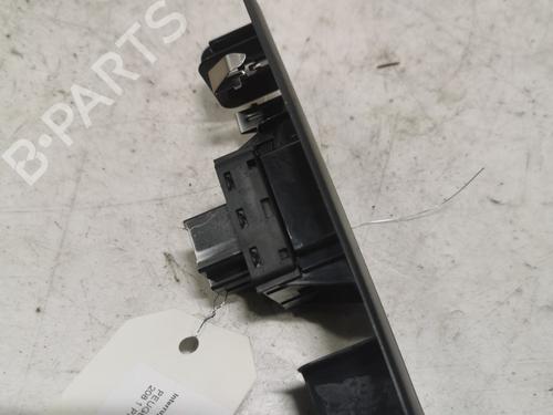 Left front window switch PEUGEOT 208 I (CA_, CC_) 1.6 HDi / BlueHDi 75 | BP36719438I27 - Image 3