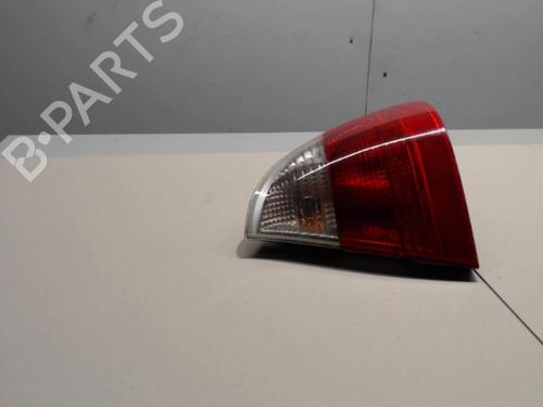 Used Right taillight Right taillight BMW 3 Touring (E46) 330 d (204 hp) 36725245 36725245