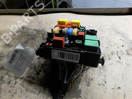Used Fuse box Fuse box PEUGEOT 208 I (CA_, CC_) 1.2 PureTech 82 (82 hp) 36748630 36748630