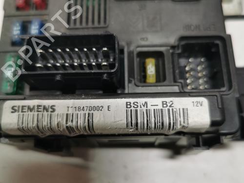 Used Fuse box Fuse box 36706375 36706375