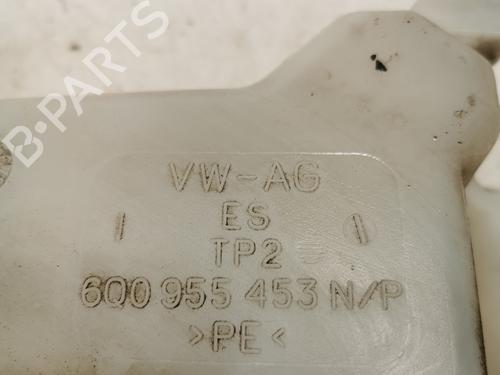 windscreen-washer-tank-dacia-duster-hs_-2010-2011-2012-2013-2014-2015-2016-2017-2018-36706468 main image