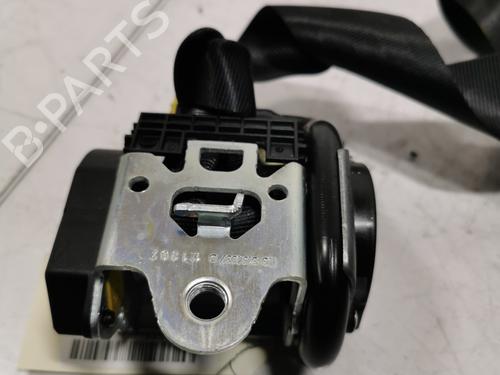 front-right-seatbelt-vw-up-121-122-bl1-bl2-bl3-123-2011-36708788 main image