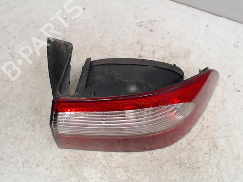 right-taillight-renault-laguna-ii-bg01_-2001-2002-2003-2004-2005-2006-2007-36747713 main image