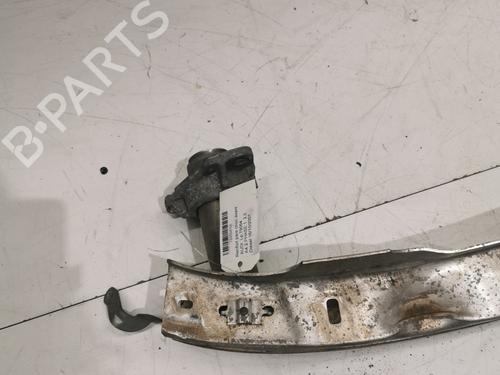 Used Front bumper reinforcement Front bumper reinforcement 37865517 37865517