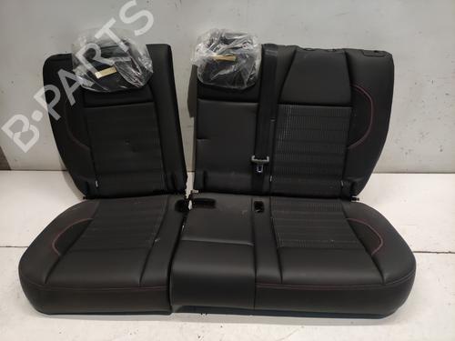 Rear seat PEUGEOT 2008 I (CU_) 1.2 THP 110 / PureTech 110 | BP36730970C17 - Image 4