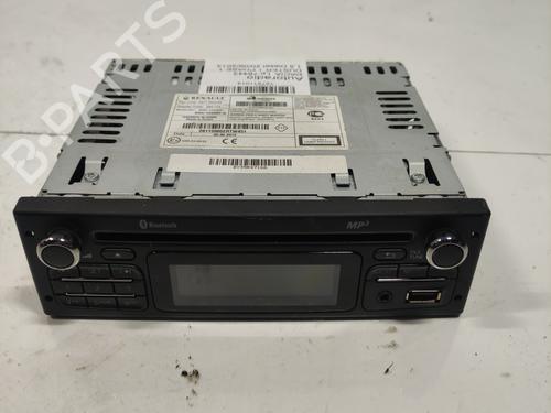 Used Radio Radio DACIA DUSTER (HS_) 1.5 dCi 4x4 (HSMC, HSMD) (110 hp) 36720294 36720294