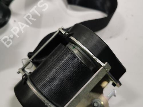 front-right-seatbelt-dacia-duster-hs_-2010-2011-2012-2013-2014-2015-2016-2017-2018-36710913 main image