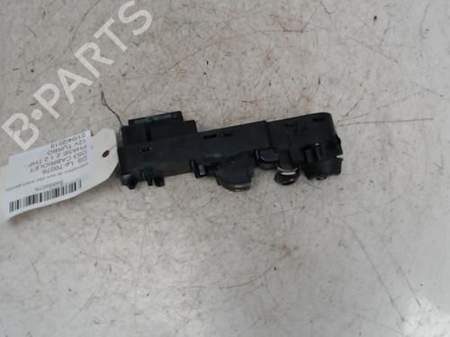venstre-fortil-elrude-kontakt-ds-ds-3-convertible-sb_-2015-2016-2017-2018-2019-36747364 main image