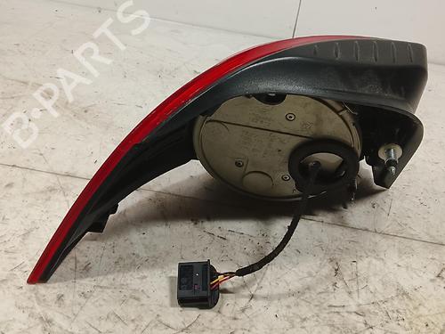 right-taillight-vw-eos-1f7-1f8-2006-2007-2008-2009-2010-2011-2012-2013-2014-2015-39893214 main image