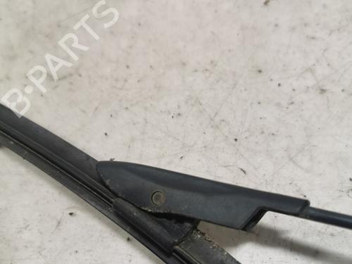 front-windshield-wiper-arm-renault-clio-iii-br01-cr01-2005-2006-2007-2008-2009-2010-2011-2012-2013-2014-36719844 main image