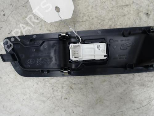 Right front window switch CITROËN JUMPY III Van (V_) 1.5 BlueHDi 120 | BP36747550I26 - Image 3