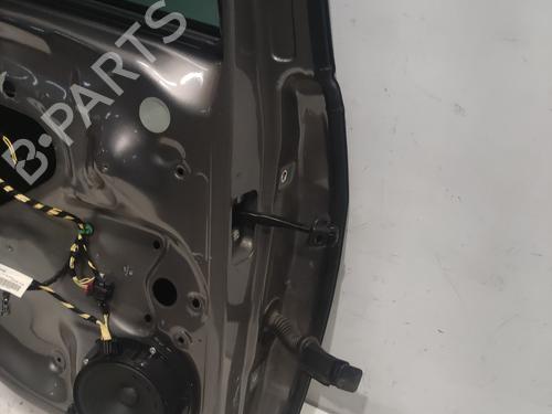 left-rear-door-vw-golf-vii-5g1-bq1-be1-be2-2012-2013-2014-2015-2016-2017-2018-2019-2020-2021-36718345 main image